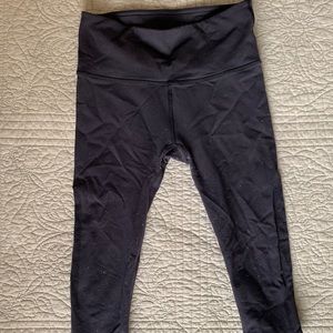 Black Lululemon Cropped